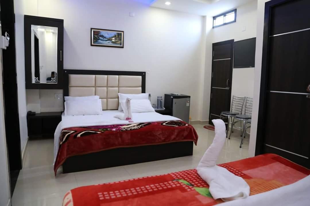 Hotel White Tulip Amritsar Eksteriør bilde